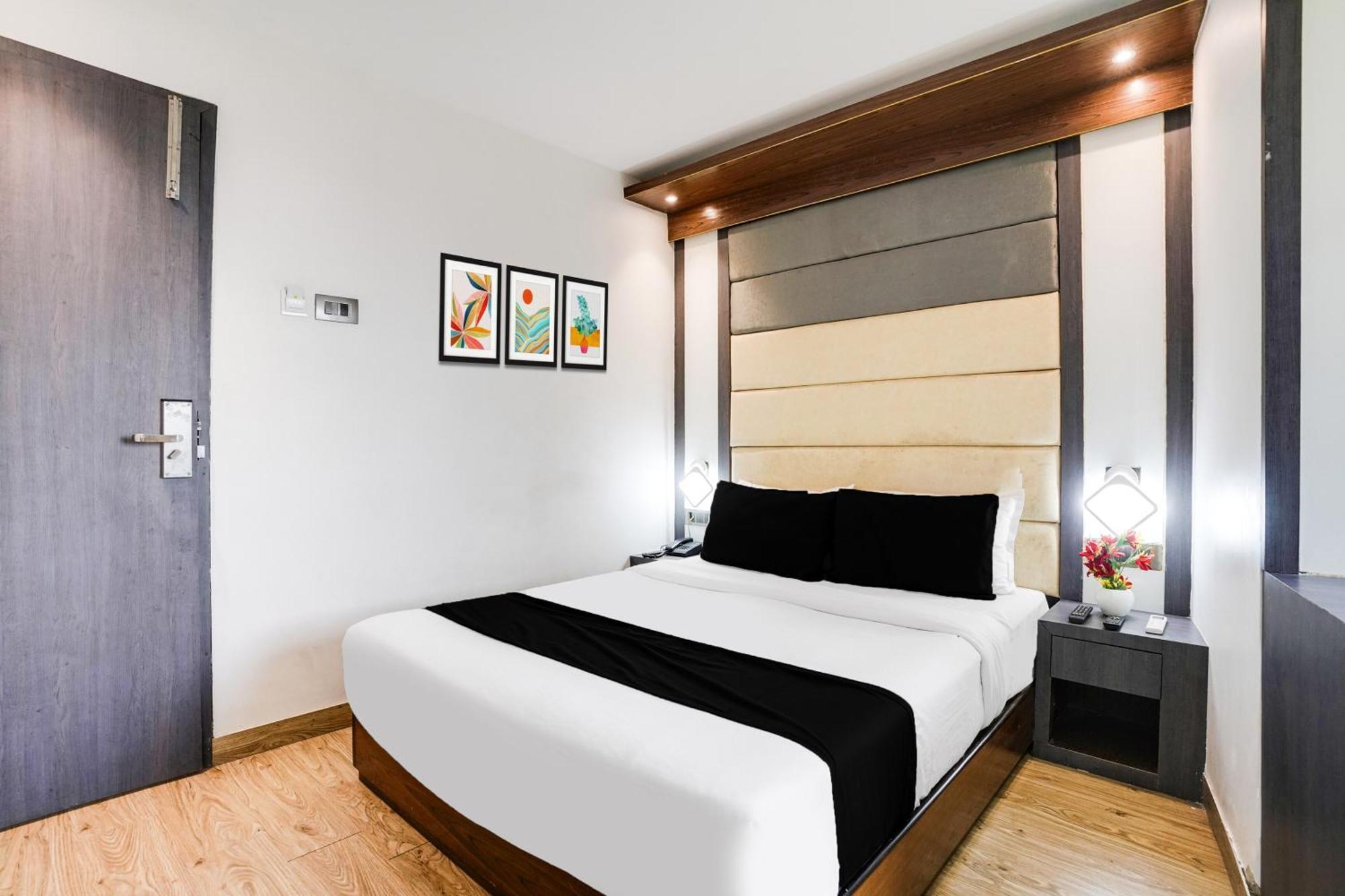 Super Collection O Andheri Near Western Express Highway 뭄바이 외부 사진