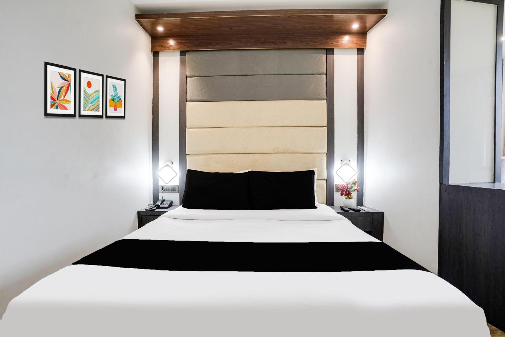 Super Collection O Andheri Near Western Express Highway 뭄바이 외부 사진