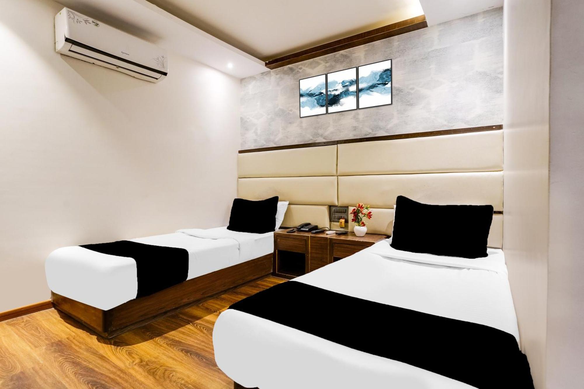 Super Collection O Andheri Near Western Express Highway 뭄바이 외부 사진