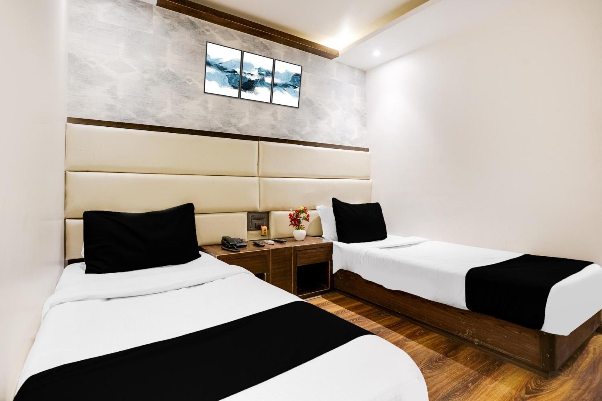 Super Collection O Andheri Near Western Express Highway 뭄바이 외부 사진