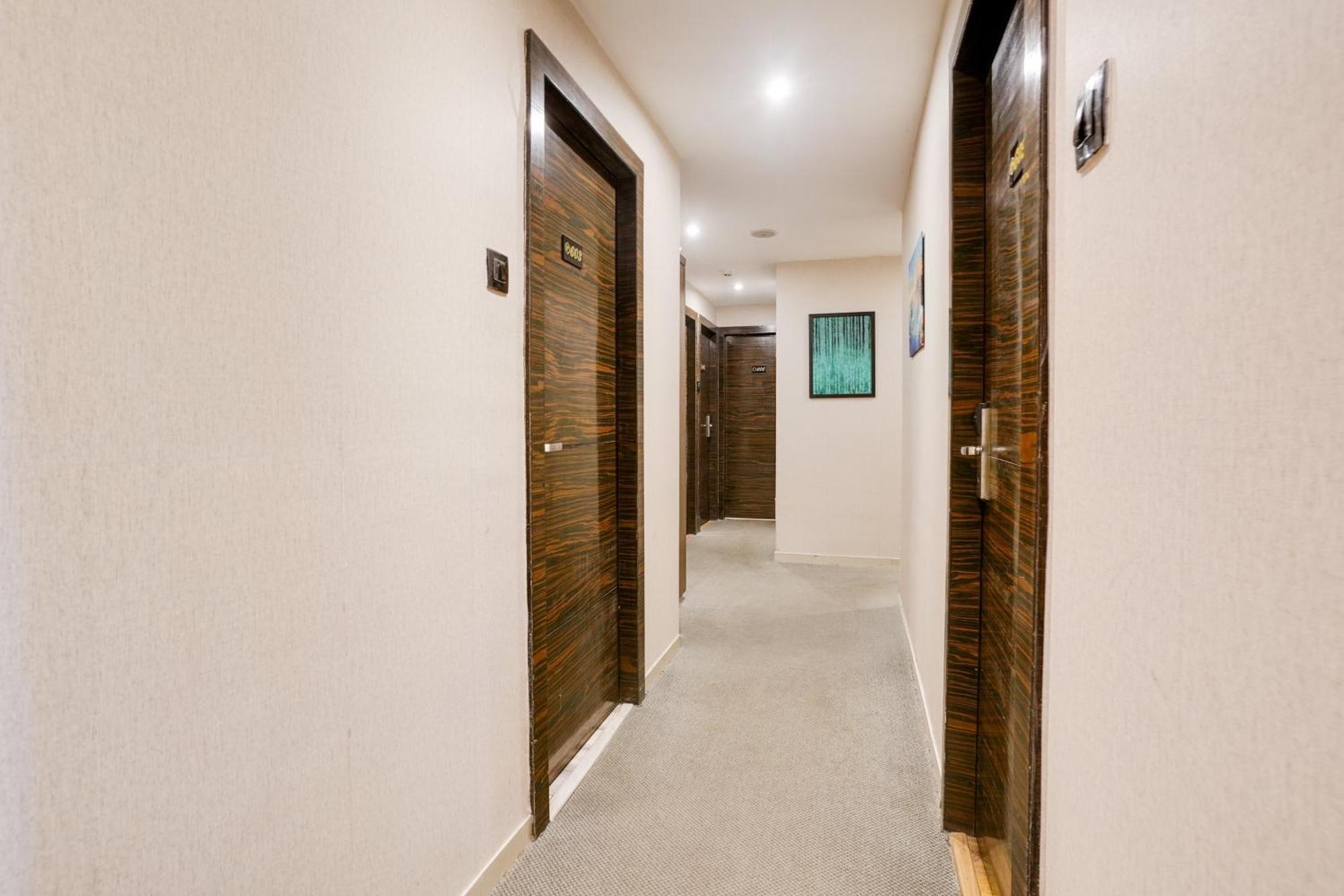 Super Collection O Andheri Near Western Express Highway 뭄바이 외부 사진