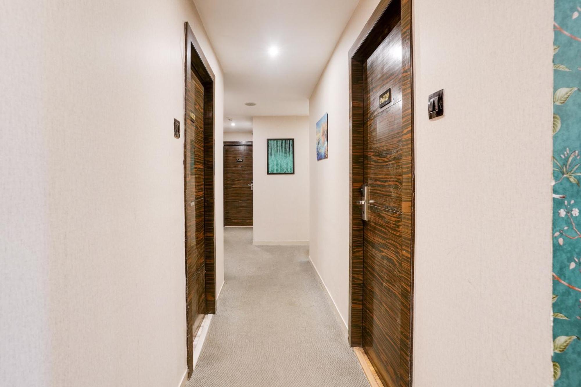 Super Collection O Andheri Near Western Express Highway 뭄바이 외부 사진