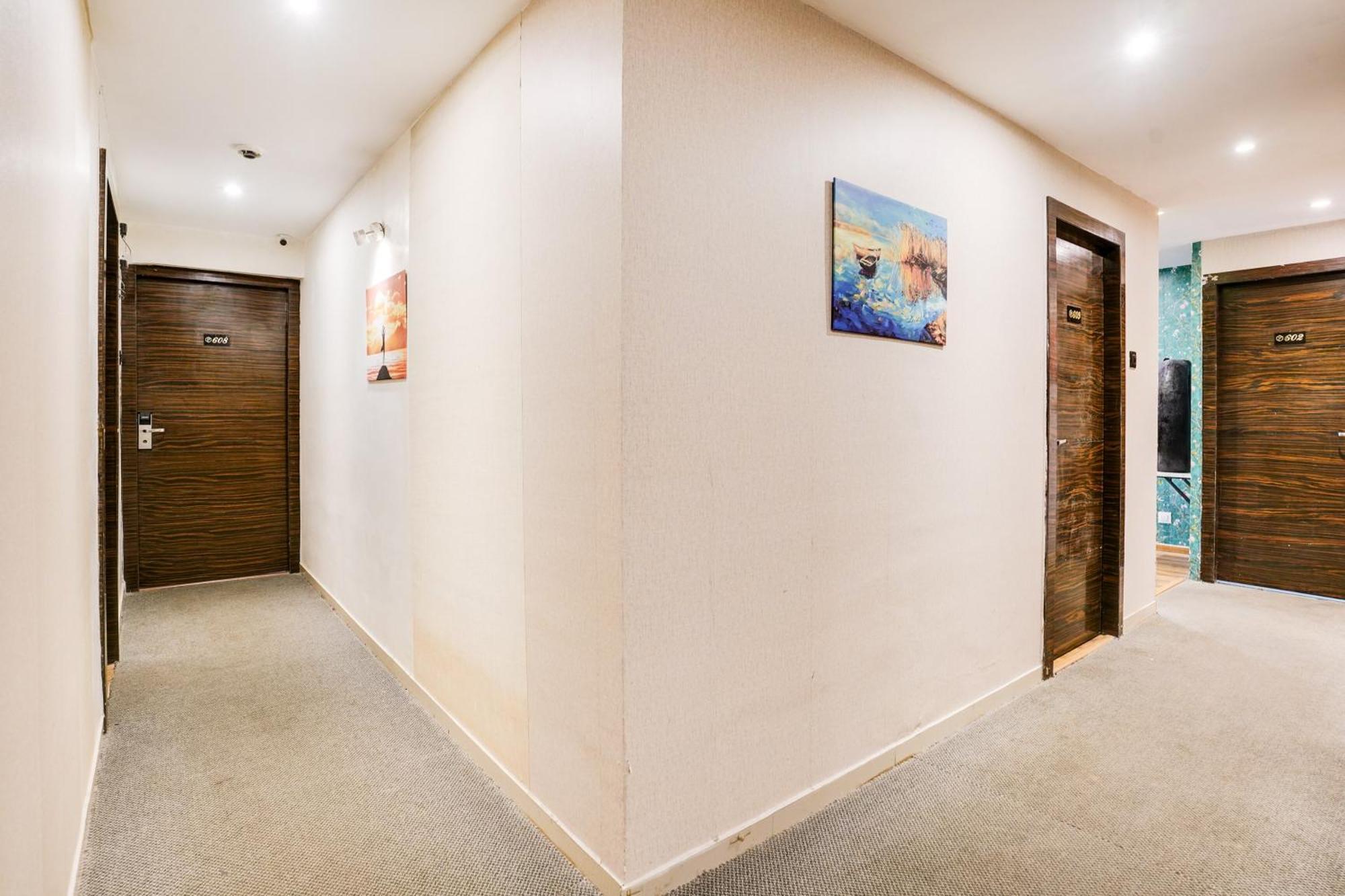 Super Collection O Andheri Near Western Express Highway 뭄바이 외부 사진